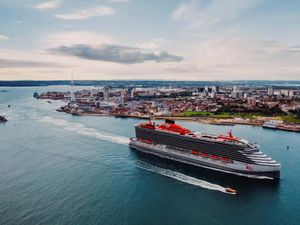 Kapal Pesiar Khusus 18+ Akhirnya Berlayar, Penasaran?