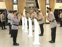 Pesan Kapolri saat Lantik AS SDM, Kapolda Aceh dan Kadiv TIK