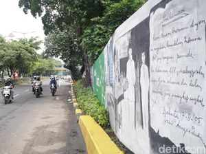 Mural Jokowi 404: Not Found di Tangerang Dihapus, Pelaku Diselidiki Mural Jokowi 404: Not Found di Tangerang Dihapus, Pelaku Diselidiki
