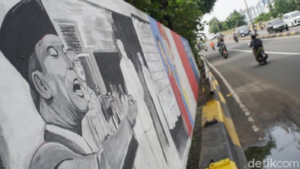 Mural Sambut HUT RI Mejeng di Tebet