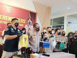 Kronologi Warga Disuntik Vaksin Kosong hingga Bikin Nakes Tersangka