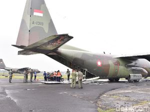 Panglima TNI Kirim Ribuan Alkes ke Sumatera, Ratusan Nakes ke DIY