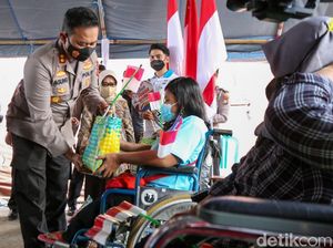 Semringahnya Puluhan Difabel di Jombang Saat Divaksin COVID-19