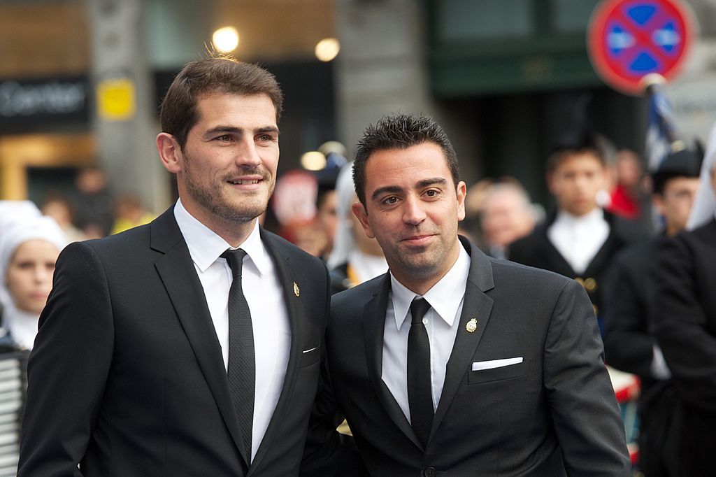 OVIEDO, SPAIN - OCTOBER 26:  Spanish football players Xavi Hernandez (R) and Iker Casillas (L) attend the Prince of Asturias Awards 2012 ceremony at the Campoamor Theater on October 26, 2012 in Oviedo, Spain.  (Photo by Carlos Alvarez/Getty Images)