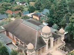 10 Potret Rumah Mewah Alshad Sepupu Raffi Ahmad, Ada Kebun Binatangnya 10 Potret Rumah Mewah Alshad Sepupu Raffi Ahmad, Ada Kebun Binatangnya