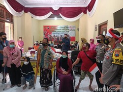 Polisi Jemput Bola Penyandang Disabilitas Kota Probolinggo Untuk Divaksin