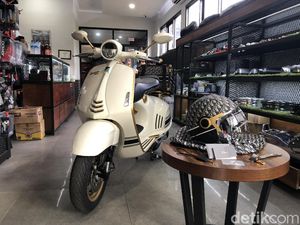 Vespa 946 Christian Dior Laku Rp 1,350 M di Indonesia, Apa Istimewanya, Sih? Vespa 946 Christian Dior Laku Rp 1,350 M di Indonesia, Apa Istimewanya, Sih?
