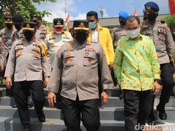 Wakapolri Minta Mahasiswa Riau Edukasi Warga Tangkal Hoax Corona-Vaksin