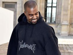 Kanye West Terancam Ditolak Masuk Australia