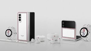 Wujud Samsung Galaxy Z Fold 3 & Flip 3 Thom Browne untuk Para Sultan