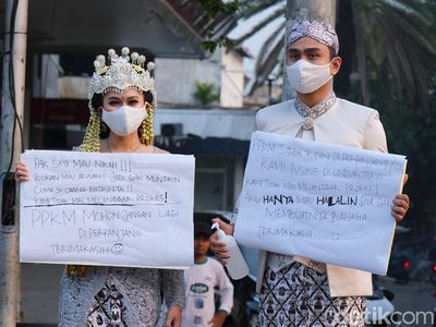 5 Foto Pasangan Viral karena Prewedding Sekaligus Protes PPKM Diperpanjang