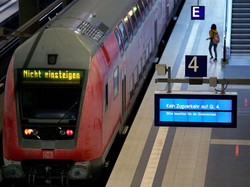 Pria Berpisau Ngamuk di Kereta Cepat Jerman, 3 Orang Terluka