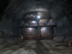Mirip Cerita Proyek Kapal Selam Australia, Ini Kisah Kereta Cepat RI