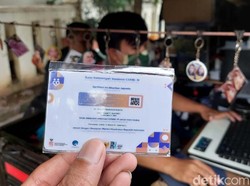 Wagub Uu Minta Warga Jabar Tidak Mencetak Kartu Vaksin COVID-19