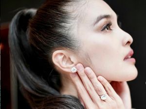 Potret Sandra Dewi, Iuran BPJS Kesehatannya Ditanggung Pemprov Jakarta Potret Sandra Dewi, Iuran BPJS Kesehatannya Ditanggung Pemprov Jakarta