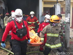 Rumah Merangkap Gudang Kain di Bandung Terbakar, Satu Pekerja Tewas