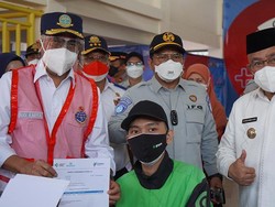 Bareng Kemenhub & Polda, Jasa Raharja Gelar Vaksinasi di Depok