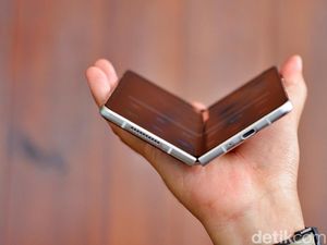 Deretan Fitur Andalan Samsung Galaxy Z Fold3 Deretan Fitur Andalan Samsung Galaxy Z Fold3