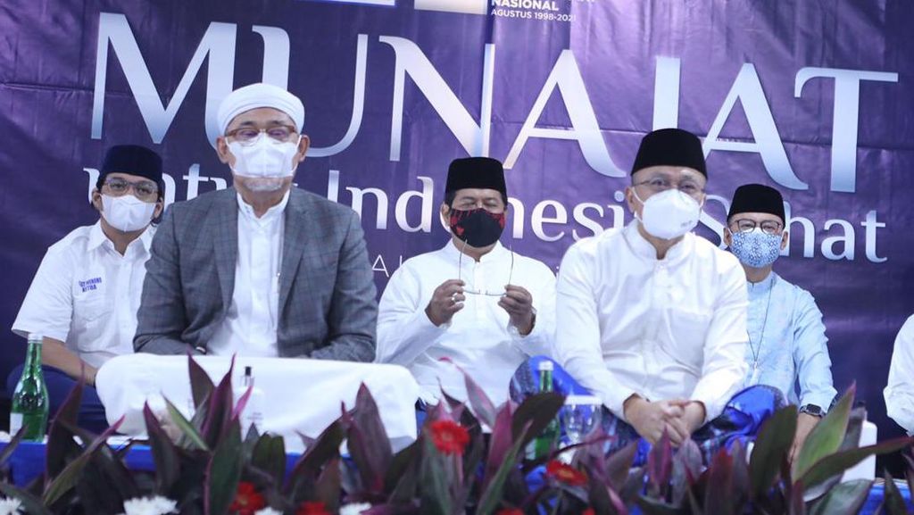 Gelar Tablig Akbar Secara Daring, PAN Pecahkan Rekor MURI Gelar Tablig Akbar Secara Daring, PAN Pecahkan Rekor MURI