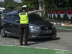 Ganjil Genap Berlaku Lagi! Ini Daftar Kendaraan yang Kebal Bebas Melintas