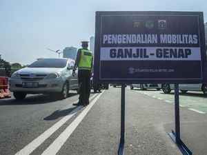 Polisi: Gage Berlaku untuk Pelat Hitam, Termasuk Pelat Khusus Instansi Polisi: Gage Berlaku untuk Pelat Hitam, Termasuk Pelat Khusus Instansi