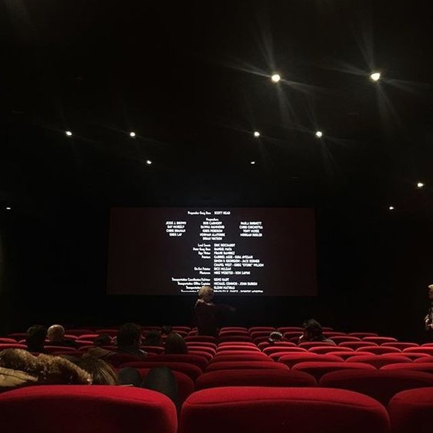 Illustrasi pelarangan bioskop (foto: pinterest.com/weheartit)