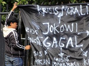 Draf Final RKUHP: Demo Tuntut Ganti Presiden Tak Bisa Dipidana Draf Final RKUHP: Demo Tuntut Ganti Presiden Tak Bisa Dipidana