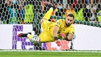 Selanjutnya adalah salah satu kiper terbaik di dunia yaitu Gianulugi Donnaruma. Mantan Kiper AC Milan ini juga hijrah ke PSG. GES-Sportfoto/Getty Images.