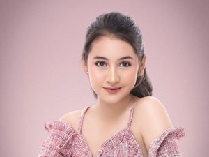 Potret 5 Artis Indonesia di Daftar 100 Wanita Tercantik Dunia