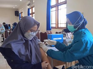 Vaksin Goes to Campus, Seribuan Mahasiswa Uniga Disuntik Hari ini Vaksin Goes to Campus, Seribuan Mahasiswa Uniga Disuntik Hari ini