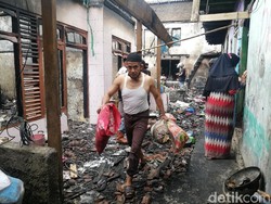 14 Kamar Kontrakan dan 2 Rumah di Sumedang Ludes Terbakar