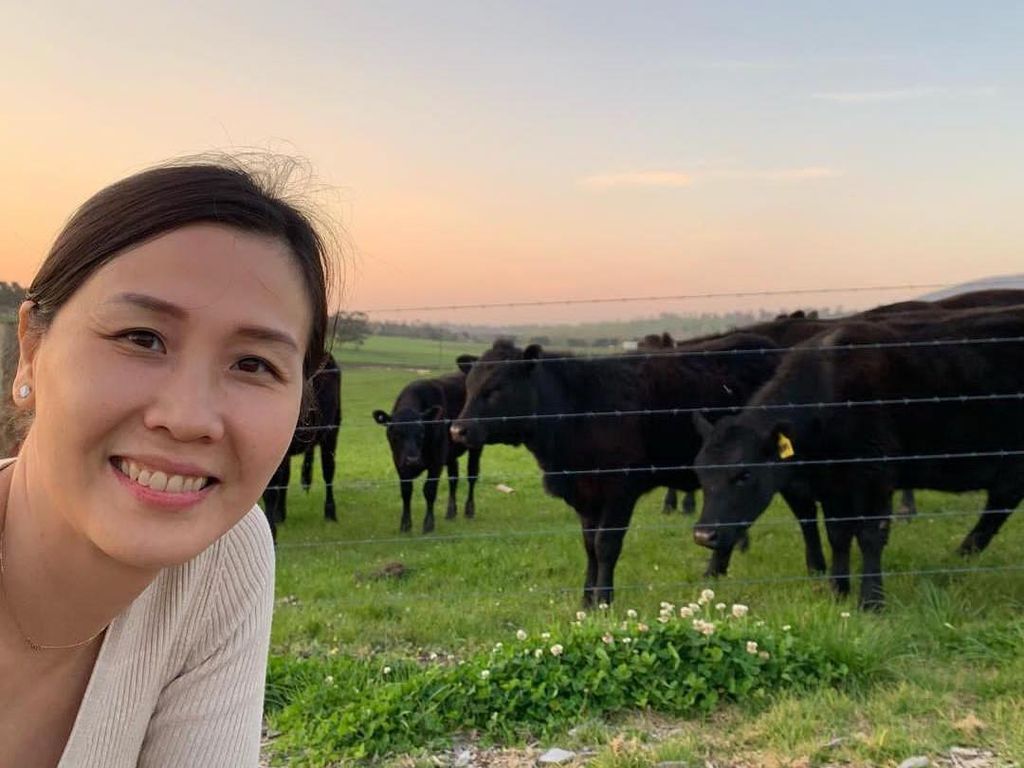 Berpose di Dapur, Veronica Tan Sibuk Urus Bisnis Wagyu Meat Specialist Berpose di Dapur, Veronica Tan Sibuk Urus Bisnis Wagyu Meat Specialist