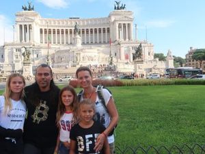 Keluarga Ini Punya Aset Besar Bitcoin di 6 Lokasi Tersembunyi