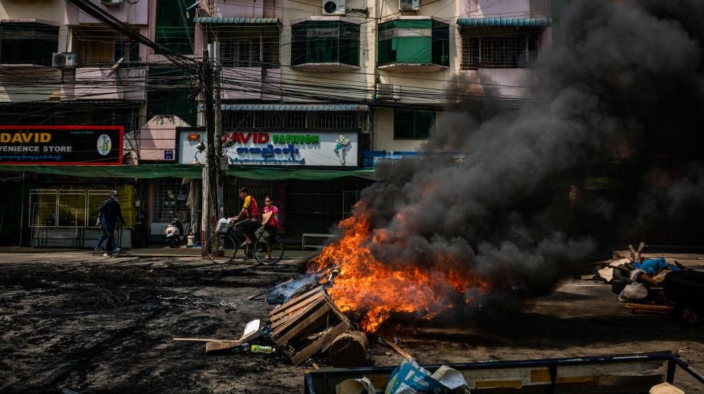 Foto: Ancaman Perang Saudara di Myanmar