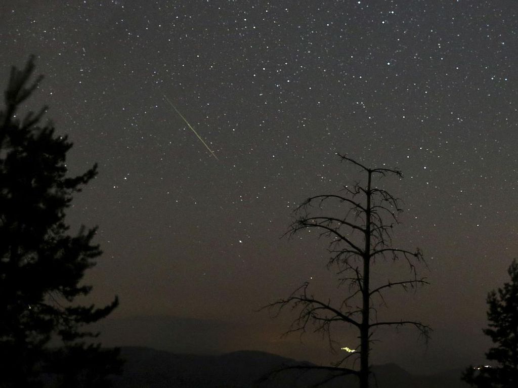 Hujan Meteor dan 9 Fenomena Astronomi Tahun 2022, Siswa Ingin Lihat? Hujan Meteor dan 9 Fenomena Astronomi Tahun 2022, Siswa Ingin Lihat?