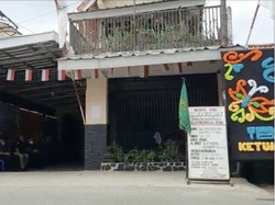 Suasana Rumah Duka Ibunda Mendagri Tito Karnavian