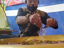 Melihat Tradisi Jamasan Keris Umyang Jimbe yang Lestari Meski Pandemi