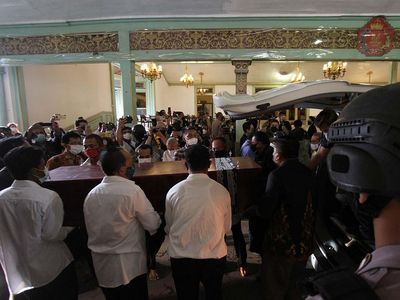 Jenazah KGPAA Mangkunegara IX Disemayamkan di Ndalem Ageng