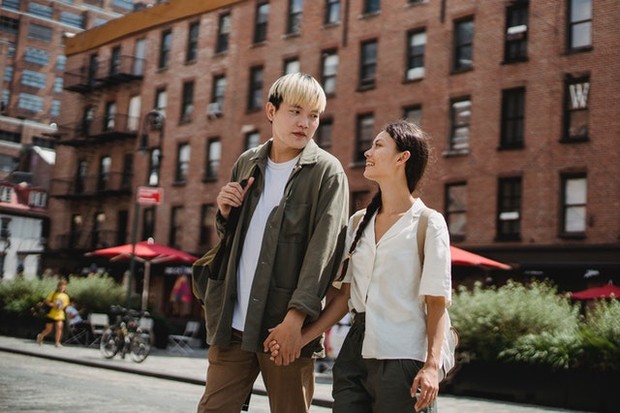 karena ia telah bahagia dengan orang lain/pexels.com/samson katt karena ia telah bahagia dengan orang lain