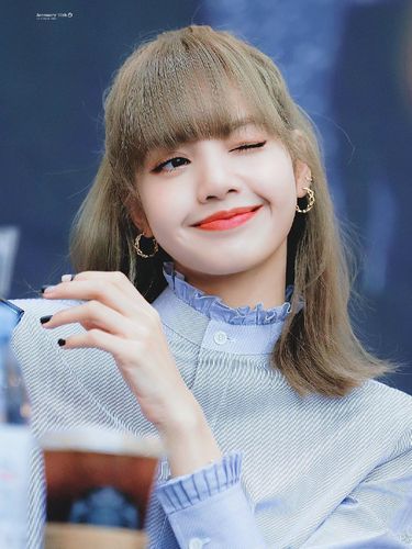 Lisa BLACKPINK yang bisa berbahasa Thailand