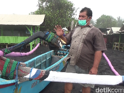 Gelombang Tinggi, Nelayan di Pantai Watu Pecak Lumajang Pilih Tak Melaut