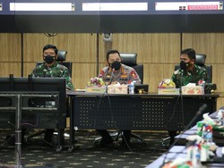 Kapolri Minta Forkopimda Sumbar Perkuat Mitigasi COVID-19 di Sektor Ekonomi