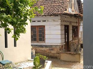 Pasca Penangkapan, Rumah Terduga Teroris di Pekalongan Terlihat Sepi