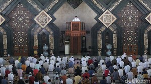 Khutbah Jumat Akhir Syawal tentang Empat Tanda Orang Istiqomah