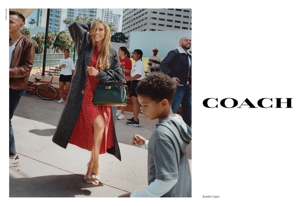 Jennifer Lopez di Coach ad campaign fall/winter 2021