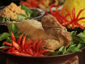 Resep Ayam Ingkung Jawa yang Berbumbu Gurih untuk Selamatan Resep Ayam Ingkung Jawa yang Berbumbu Gurih untuk Selamatan