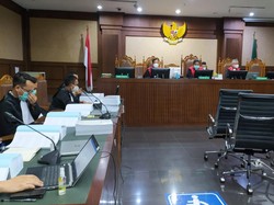 Menanti Kelanjutan Skandal Bansos Corona dari Eks Anak Buah Juliari