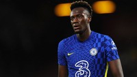 Tammy Abraham juga kalah saing di lini serang Chelsea. Dirinya dijual seharga 40 juta Euro atau setara Rp 622 miliar, tapi punya klausul pembelian balik (Getty Images)