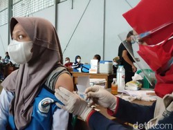 2.000 Siswa SMK-SMA di Ciamis Jalani Vaksinasi