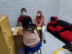 Polisi Tangkap Dua Wanita Muda Penjual Sabu di Garut